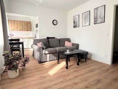 Helle  1,5-Zimmer-Wohnung mit Balkon in ruhiger Lage von Geestacht