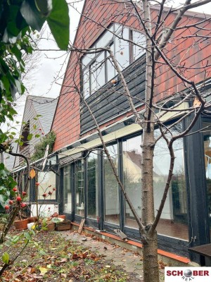 Nahe Stadtgrenze Baden - Doppelhaushälfte mit Renovierungsbedarf