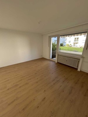 Hochwertig renovierte 2-Zimmer-Wohnung mit Balkon und Stellplatz in Vellmar-West!