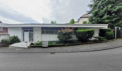 Unternehmervilla mit grünem Herz  und Erweiterungspotential in Bad Godesberg - Muffendorf