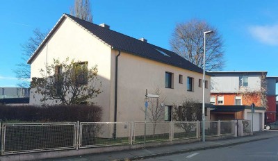 Im Bieterverfahren: Geräumiges, modernisiertes Zweifamilienhaus mit gehobener Ausstattung