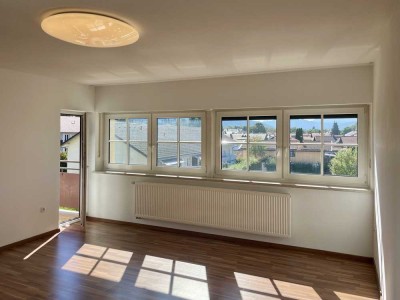 Bad Tölz | Moderne 3-Zimmer-Wohnung mit tollem Schnitt, Südbalkon und Bergblick