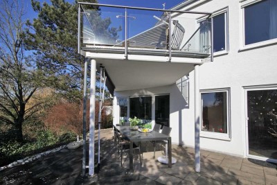 Zeitlos wohnen – Architektenhaus mit Blick ins Grüne