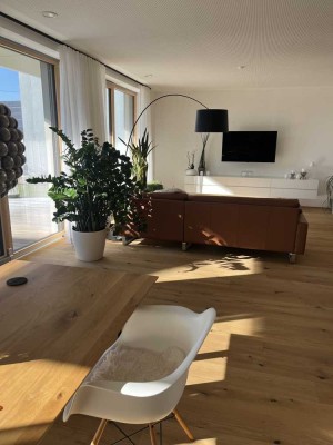 Teilmöblierte exklusiv ausgestattete 4,5-Zimmer-Neubauwohnung, 120qm in kl. Teilort von Ochsenhausen