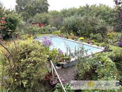 Einliegerwohnung in ruhiger Lage mit großer Terrasse, ideal für einen Singlehaushalt.