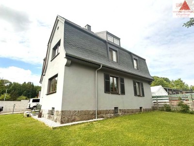 Großzügiges Einfamilienhaus mit Einliegerwohnung: Gründerzeit-Villa in Lößnitz mit Terrasse & Garage