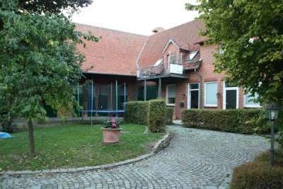 Wohnen im Grünen 4,5-Zimmer-Wohnung mit Terrasse, Besichtigung nach Vereinbarung