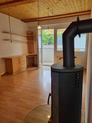 Moderne 3-Zimmer Wohnung mit Loggia und Parkplatz