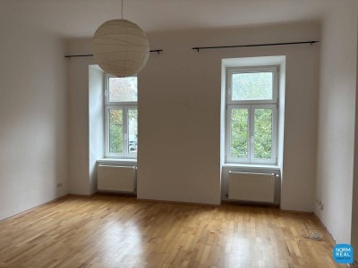 3 Zimmer Altbau am Paulusplatz Grünblick