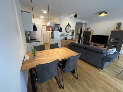 Moderne 3-Zimmer-Wohnung mit Garten, PV-Anlage & exklusiver Ausstattung (KfW40Plus) in Moosburg