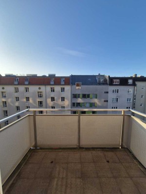 *Für Eigennutzer & Anleger! Großartige Wohnung mit einem fast perfekten Grundriss, Südbalkon, EBK..!