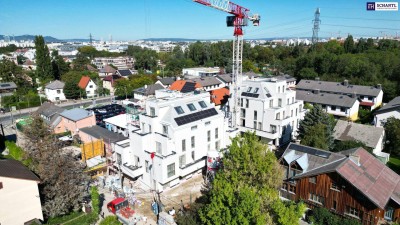 Herbstaktion! Klimaaktiv Bronze / Traum-Balkon / Traum-Wohnung / Traum-Lage! 3 Zimmer + Nachhaltige Energienutzung + Grün- und Ruhelage + Ums Eck von Wiens schönsten naturnahen Gewässern!