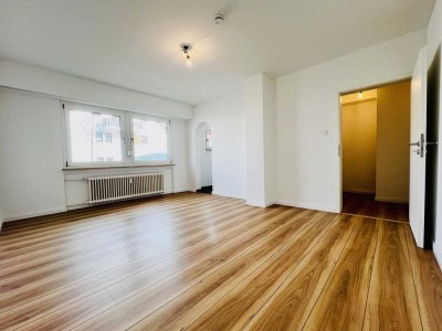 Renoviertes Apartment mit separatem Hobbyraum im DG (18 m²) und idealer Anbindung