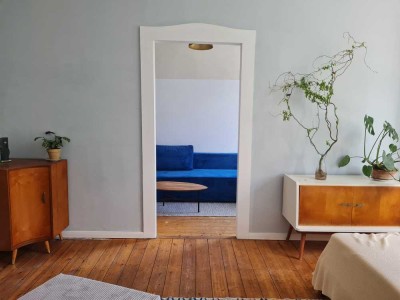 Großes Zimmer für Berufstätige (möbliert)