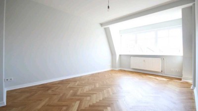 Provisionsfrei! Helle 3-Zimmer-Maisonettewohnung in Schöneweide (bezugsfrei)