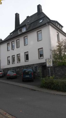 Modernisierte Dachgeschoß-Wohnung!