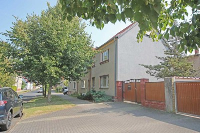 Geräumige Doppelhaushälfte - für 2-3 Familien nutzbar - in Lutherstadt Wittenberg OT Pratau