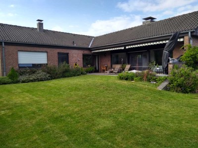 Idyllisch wohnen im Einfamilienhaus mit grossem Garten in Kleve-Materborn