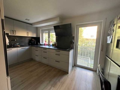 5-Zi-ETW, Garten + Dachterrasse, EBK, 2 Bäder, Do.-Garage, 90451 N-Eibach