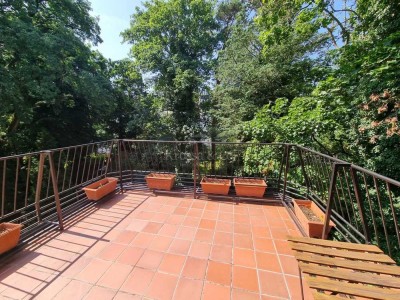 Gepflegte Dachgeschosswohnung 
in bester Grunewaldlage