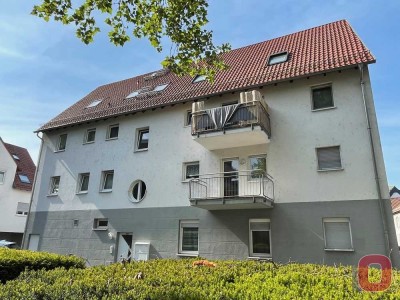 Ein gemütliches Zuhause - Attraktive 3-ZKB Wohnung mit Balkon im 1. OG eines 5-Parteienhauses