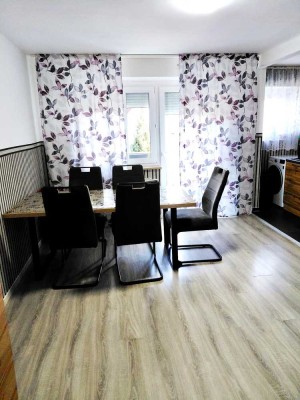 Stilvolle 4-Raum-Wohnung mit Balkon, Terrasse und EBK in Dillingen an der Donau