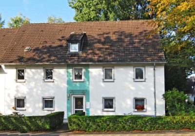 Erdgeschoss Wohnung mit neuem Laminatboden