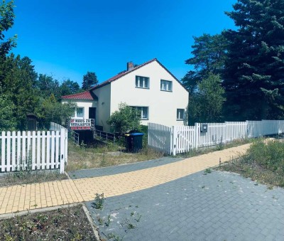 Großes Grundstück für viel Kreativität