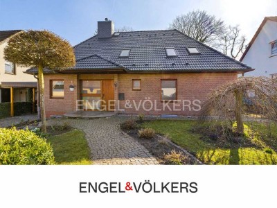 Großes Einfamilienhaus in klassischer Rotklinkeroptik