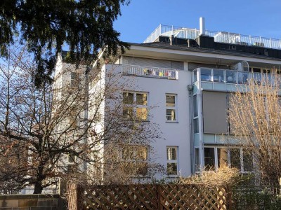 Penthouse Ebene m. Dachterrasse a. Waldpark! Ruhige Alleinlage im Haus & sehr erholsame Parklage..