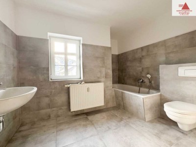Großzügige, komplett sanierte 5-Raum-Wohnung mit zwei Bädern in Gornsdorf!!