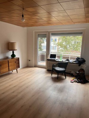 3 Zimmer Wohnung mit Balkon in Berlin-Kladow