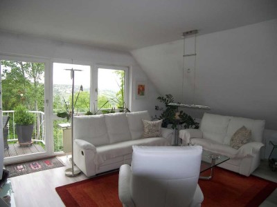 Sonnige 2 Zi Wohnung Gerlingen Panoramastr. mit Balkon + Loggia
