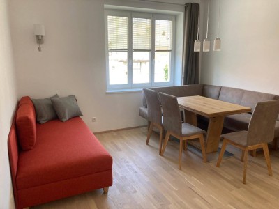 TOP SANIERTE 3-ZIMMER-WOHNUNG in toller Zentrumslage in Krems - perfekt auch als 2-er WG geeignet