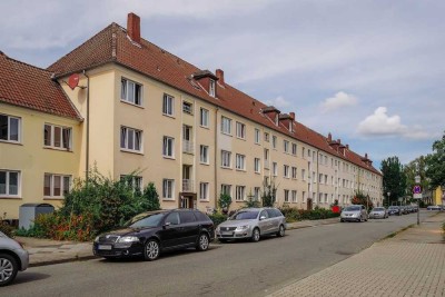 Citywohnung mit Tageslichtbad - WBS erforderlich! // 1.OG rechts