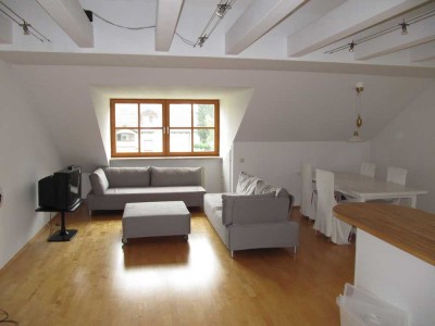 Stilvolle 2-Zimmer-Maisonette-Wohnung in München Feldmoching