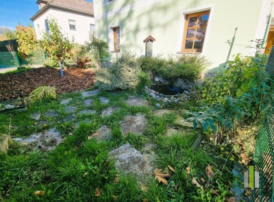 Helle 2-Zimmer-Terrassen-Wohnung mit Garten!