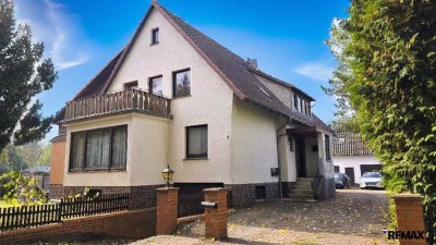 Pattensen-Koldingen: 3-Familienhaus auf großem Grundstück direkt am Landschaftsschutzgebiet