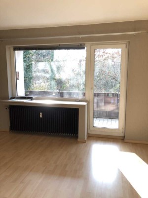 Vollständig renovierte 2-Raum-Wohnung mit Balkon und Einbauküche in Hagen-Halden