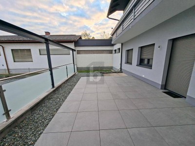 SANIERT ERSTBEZUG GROSZÜGIGE TERASSE