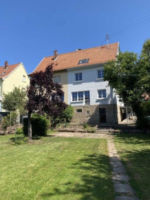 Platz für Leben und Träume – Doppelhaushälfte mit großem Garten