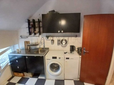 Charmante 2-Zimmer-Wohnung im Altbau-Charme – ideale Kapitalanlage