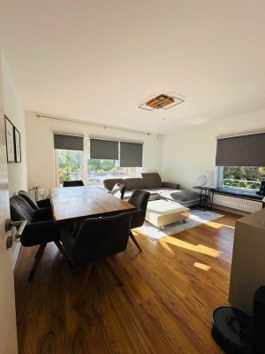 83qm Wohnung in ruhiger Seitenstraße nahe U-Bahn Wandsbek-Gartenstadt mit Balkon und Gartenmitbenutz