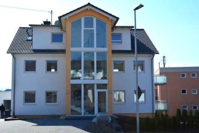 3-Zimmer-DG-Wohnung mit Balkon und Einbauküche in Idar-Oberstein