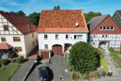 Einfamilienhaus auf großem Grundstück mit 2.384 m² Fläche