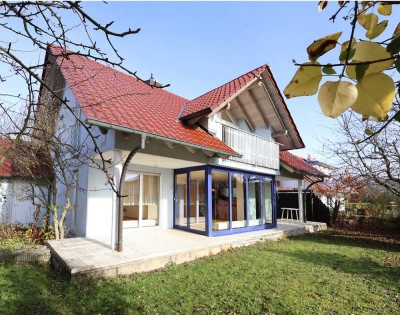 Sonnenverwöhntes Zuhause mit Garten – ideal für Paare und kleine Familien