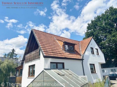 Großzügiges Einfamilien/- Mehrgenerationen/- 2 Familienhaus in begehrter Lage von Fürth-Oberfürberg
