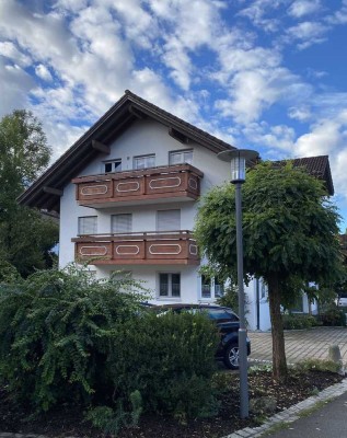 Helle 3-Zimmer-Wohnung mit Balkon und Gartenblick