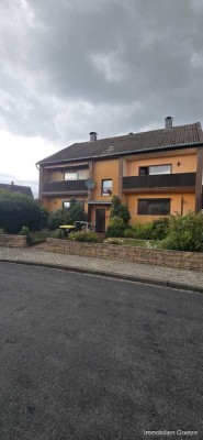 Ruhig gelegene Zweizimmerwohnung mit Balkon und Garage ohne Provision!