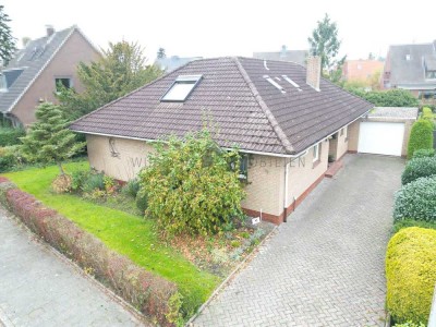 VERKAUFT - Herrentor! Bungalow mit pflegeleichtem Garten in ruhiger Sackgasse und Kanalnähe